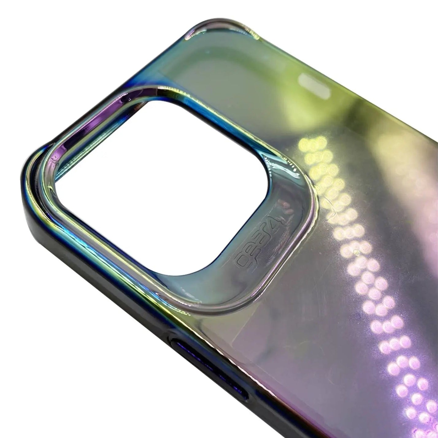 Case Gear4 con Magsafe para iPhone 15 Plus - Tornasolado