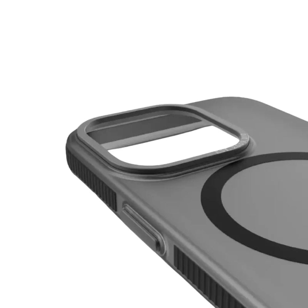 Case Gear4 Crystal Palace con Magsafe para iPhone 11 - Humo