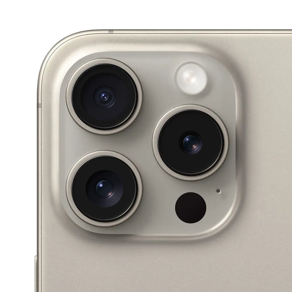 iPhone 15 Pro Max semi nuevo color titanio natural, vista camara trasera – Nixblix Peru #Color_Titanio Natural