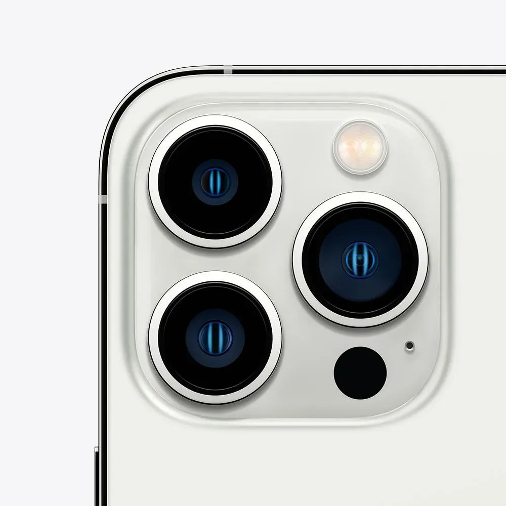 iPhone 13 Pro Max semi nuevo color blanco vista lateral cámara - Nixblix Peru #Color_Plata